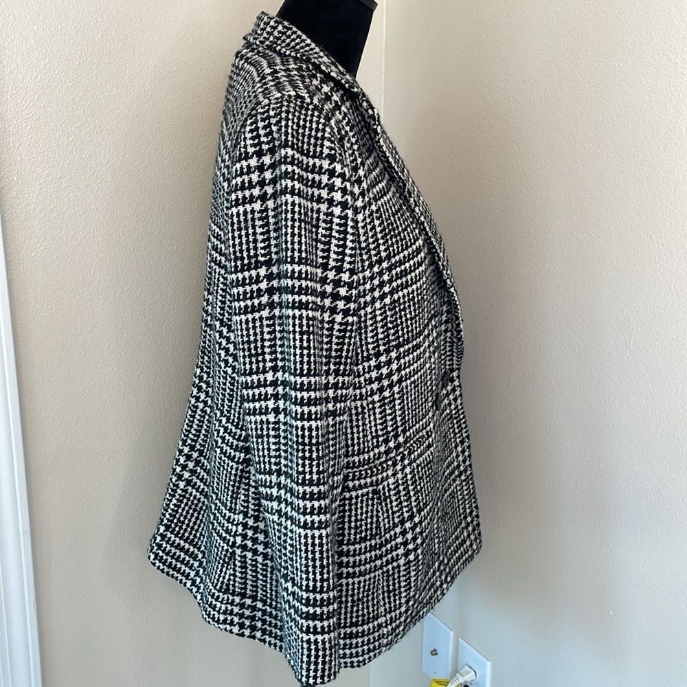 Talbots Houndstooth Wool Blazer - image 5